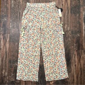 Amuse Society BNWT Wide leg pull on cropped lined pants size medium